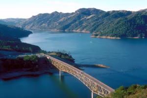 Lake Sonoma